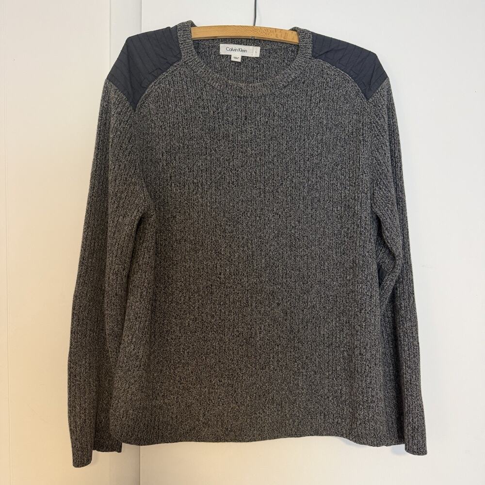 Calvin Klein Mens Crewneck Sweater Size Large Gray Ribbed Cotton Knit Padded